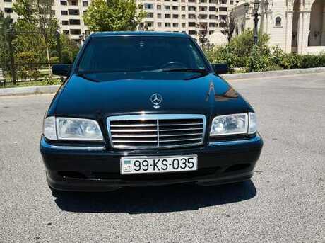 Mercedes C 180
