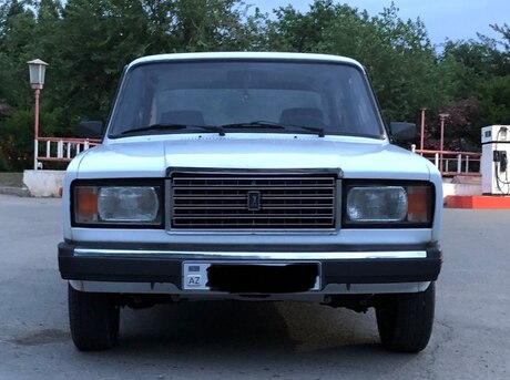 LADA (VAZ) 2107