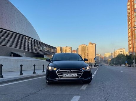 Hyundai Elantra 2016