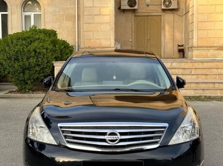 Nissan Teana 2010