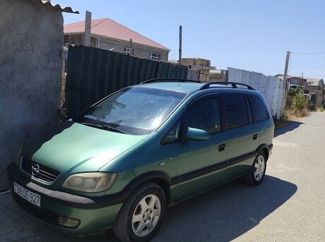 Opel Zafira 2000
