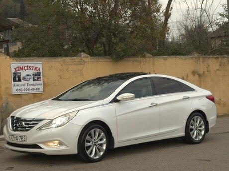 Hyundai Sonata 2010