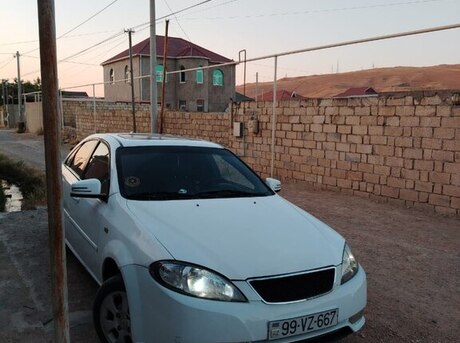 Daewoo Gentra