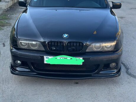 BMW 528