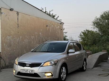 Kia  2010