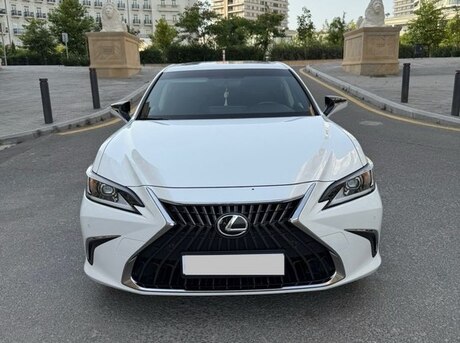 Lexus ES 200