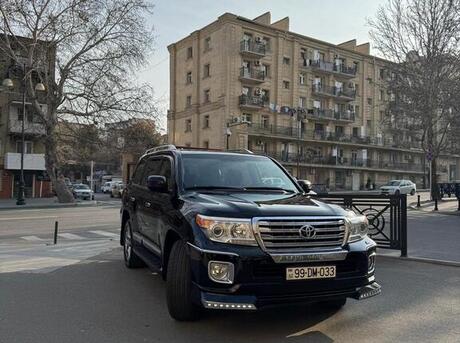 Toyota Land Cruiser 2013