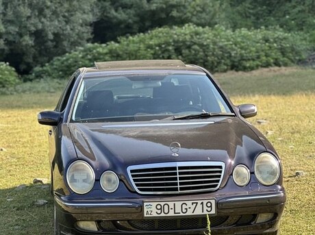 Mercedes E 240 2000