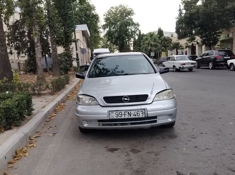 Opel Astra 2000