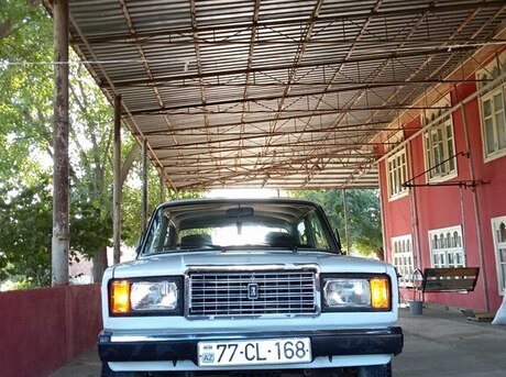LADA (VAZ) 2107 2004