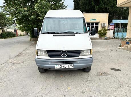 Mercedes Sprinter 208 1995