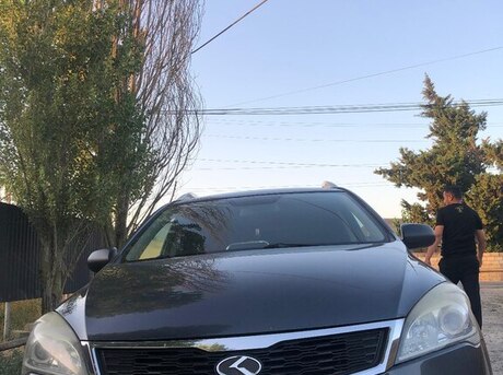 Kia  2010