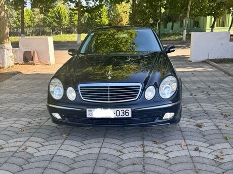 Mercedes E 320 2003