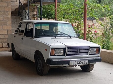 LADA (VAZ) 2107 2001