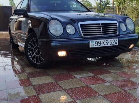 Mercedes E 220 1999
