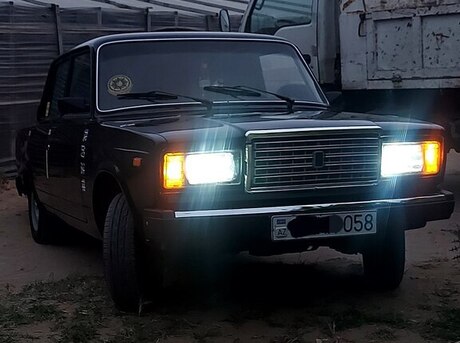 LADA (VAZ) 2107 2011