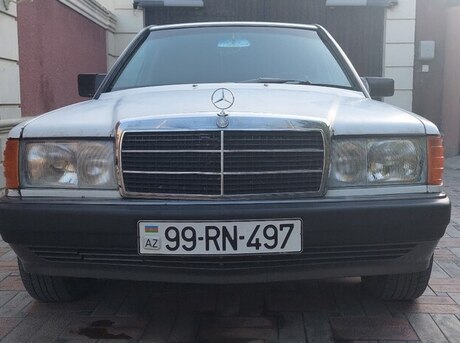 Mercedes 190