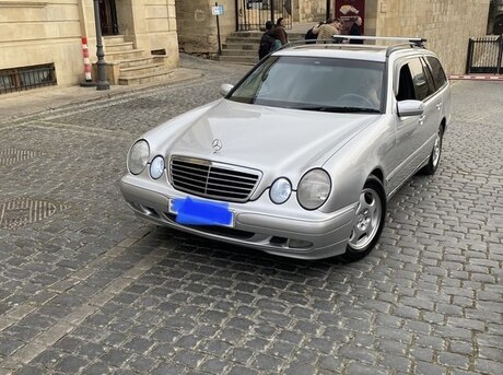 Mercedes E 220 d 2001