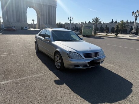 Mercedes S 320
