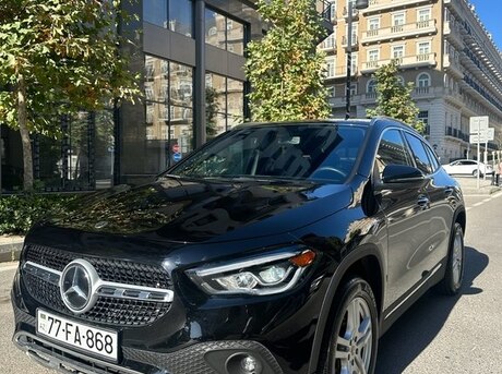 Mercedes GLA 250