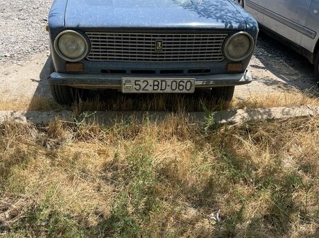 LADA (VAZ) 21011 1983