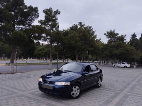 Opel Vectra 2000