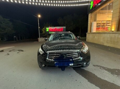 Infiniti FX35 2009