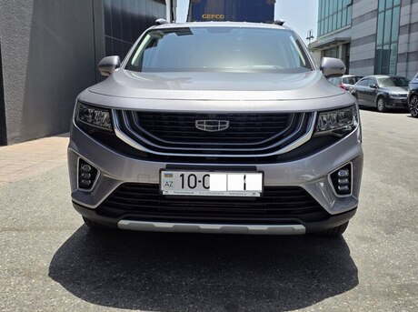 Geely Okavango 2022