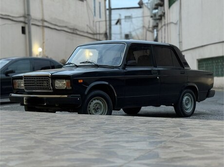 LADA (VAZ) 2107 2010