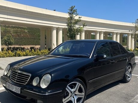 Mercedes E 220 d 2000