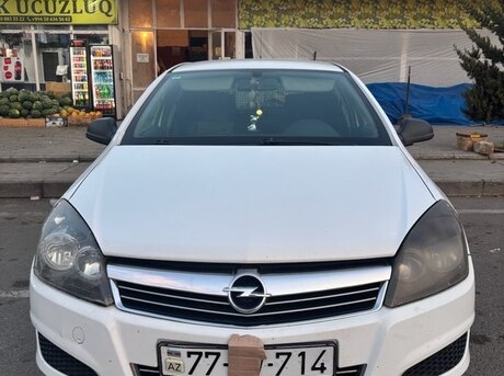 Opel Astra 2010