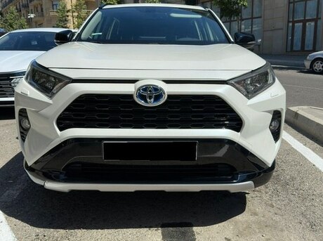 Toyota RAV4 2021