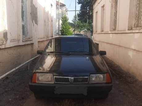 LADA (VAZ) 21099 2000