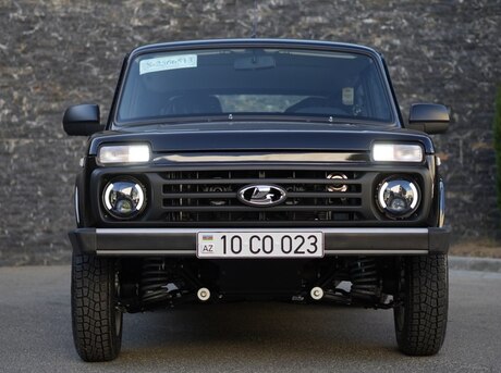 LADA (VAZ) Niva