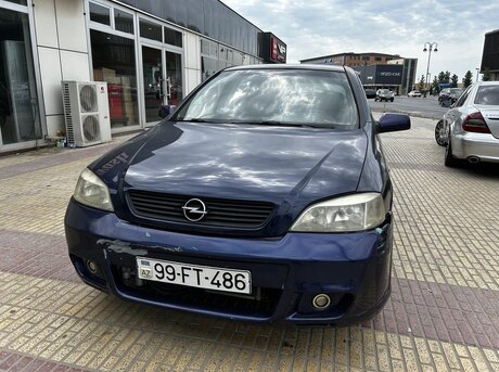 Opel Astra 2000