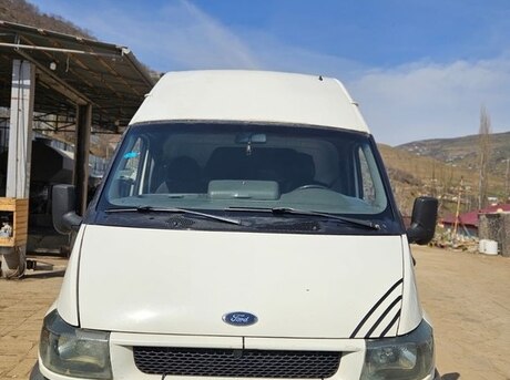 Ford Transit 2000