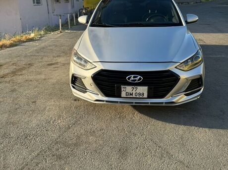 Hyundai Elantra 2018