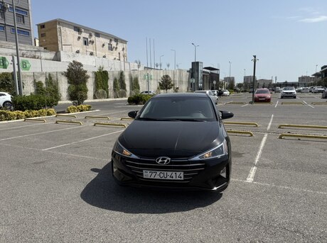 Hyundai Elantra 2019
