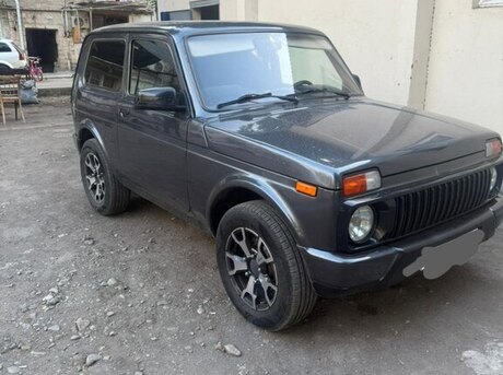 LADA (VAZ) Niva 2017