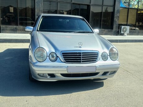 Mercedes E 240 1999