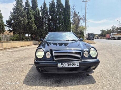 Mercedes E 240 1999