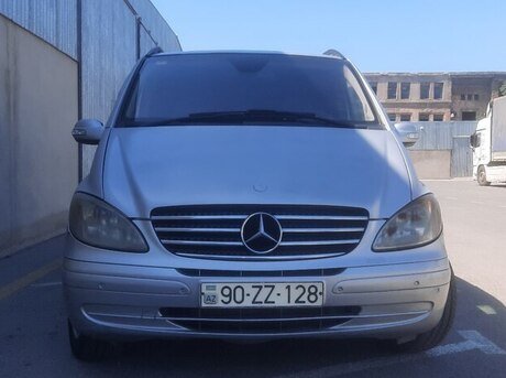 Mercedes Viano 2008