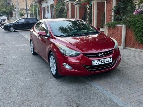 Hyundai Elantra 2013