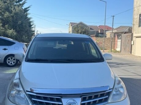 Nissan Tiida 2011