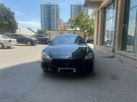Maserati Quattroporte