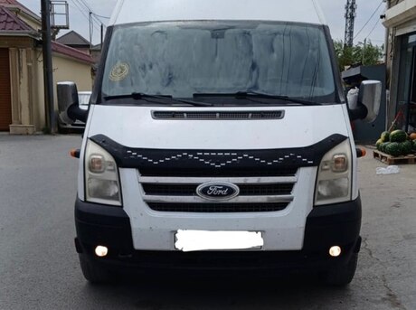 Ford Transit 2011