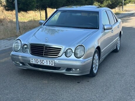 Mercedes E 240 2000