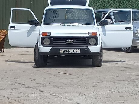 LADA (VAZ) Niva