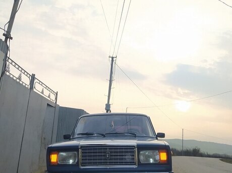 LADA (VAZ) 2107 2005