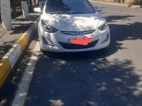 Hyundai Avante 2015